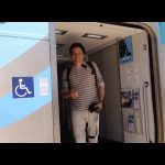 “엘에이에서 출퇴근하고 있어요” 를 영어로?